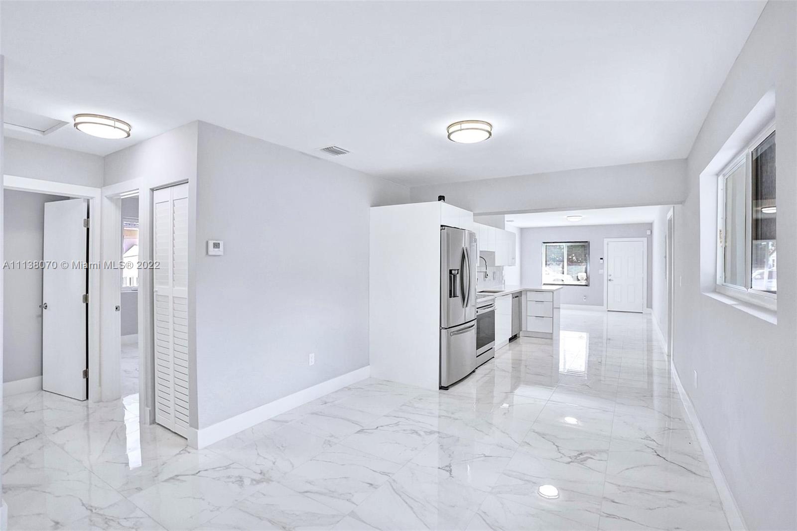 LA PALOMA - Residential Lease