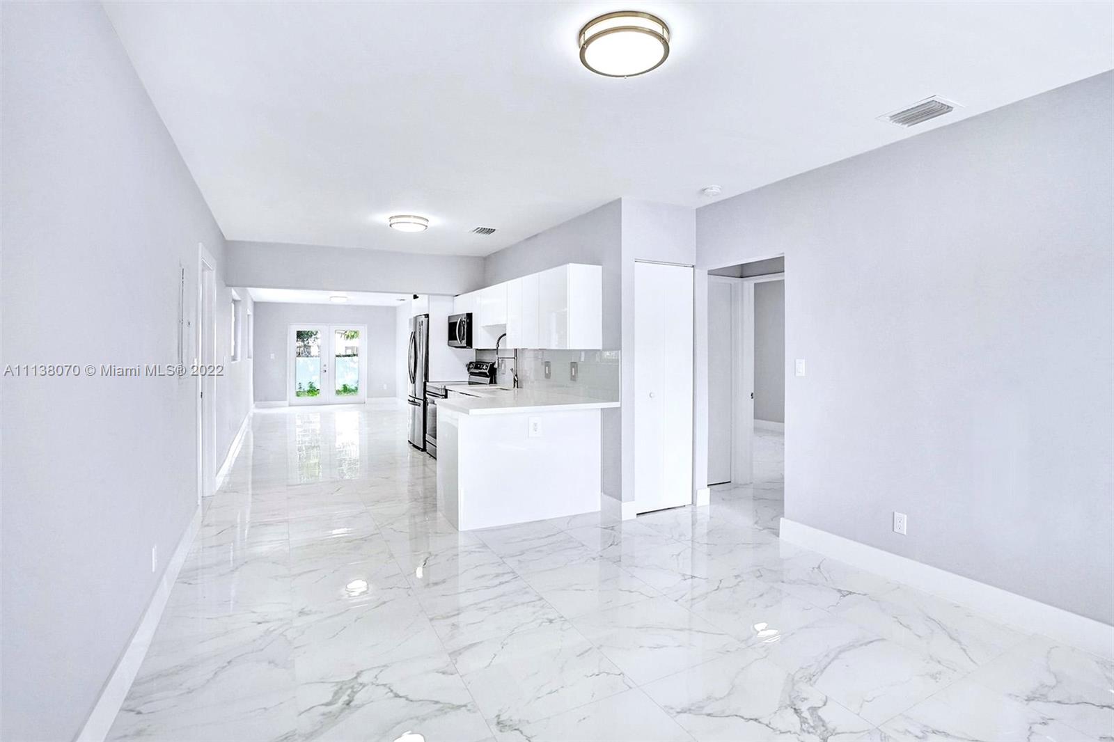 LA PALOMA - Residential Lease