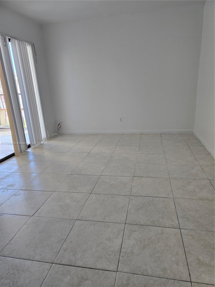 MIRAMAR CLUB CONDOMINIUM - Residential Lease