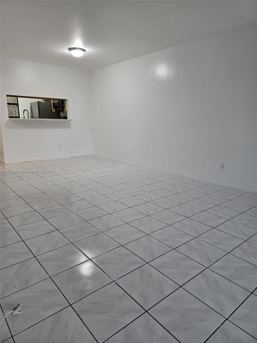MIRAMAR CLUB CONDOMINIUM - Residential Lease