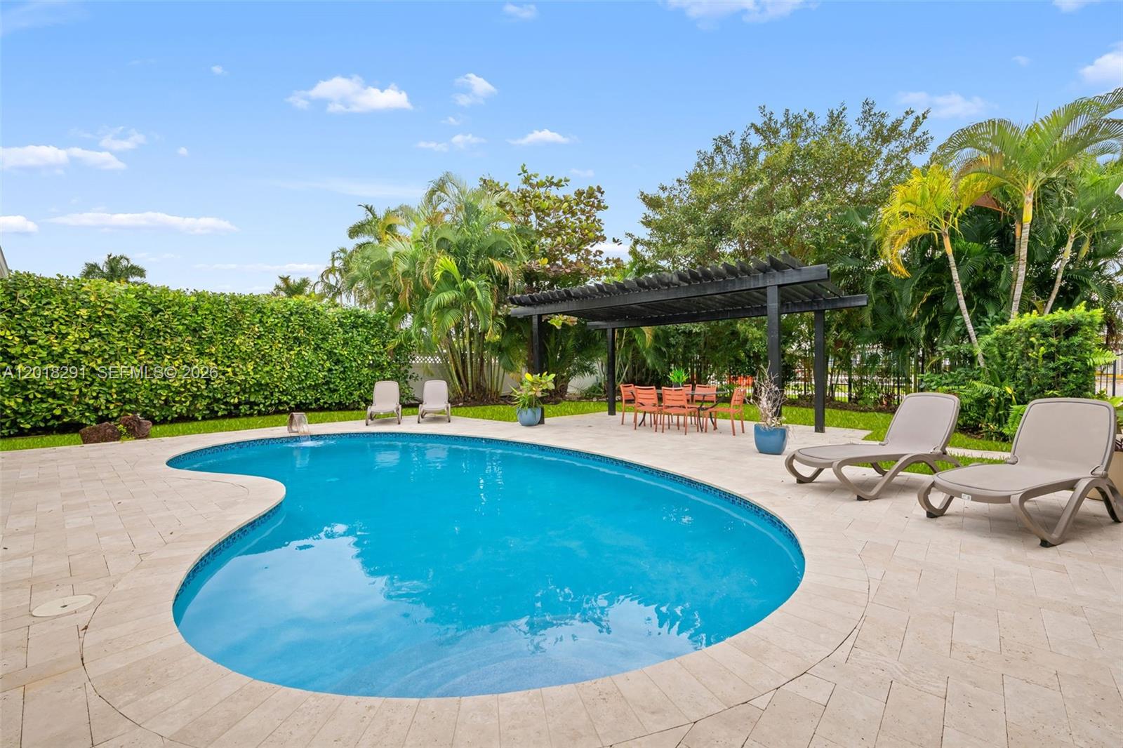 HARBOR BEACH - Residential