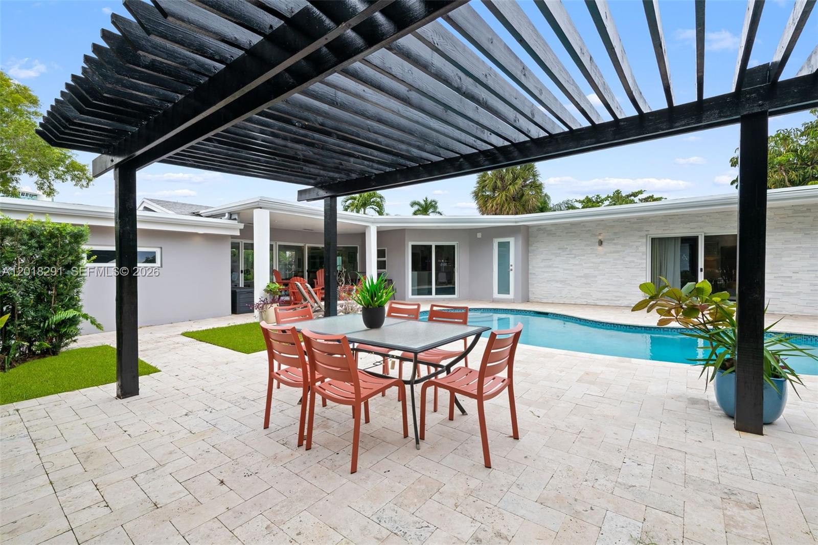 HARBOR BEACH - Residential