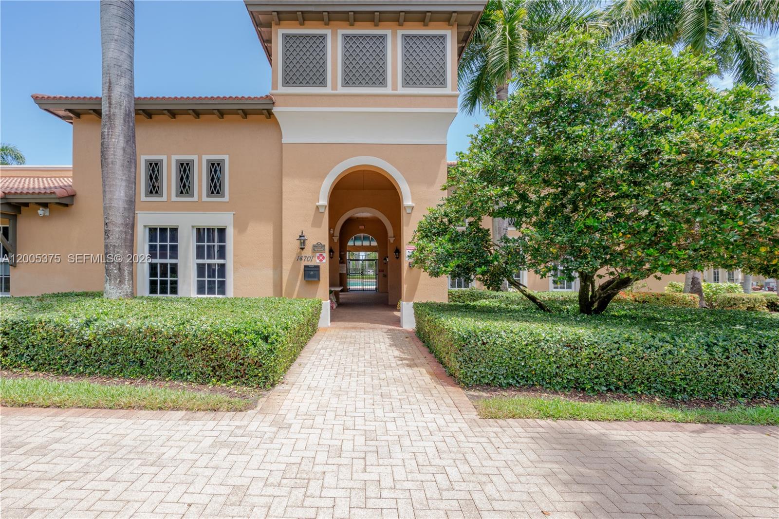 MEADOW PINES - Residential