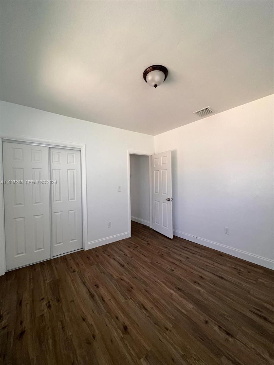 INDIANA PARK - Residential Income