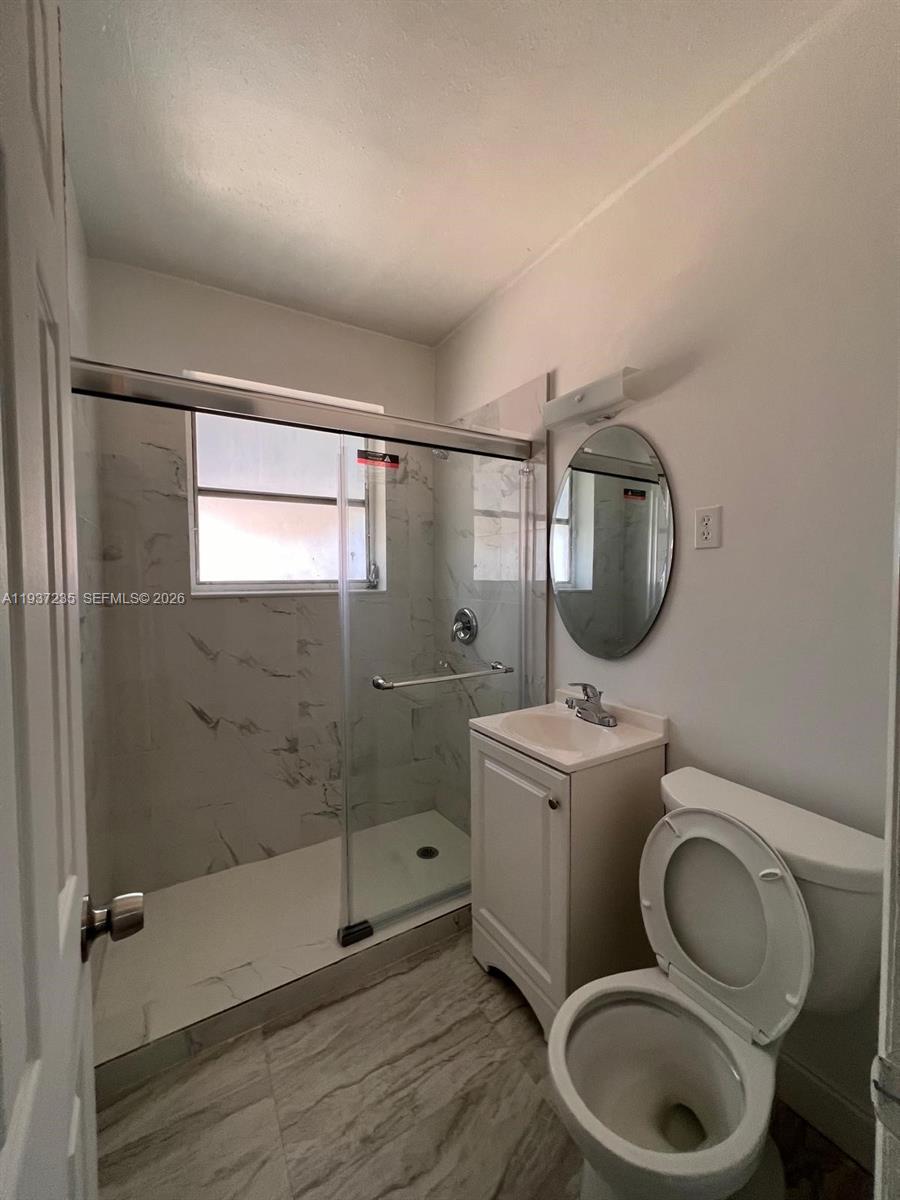 INDIANA PARK - Residential Income