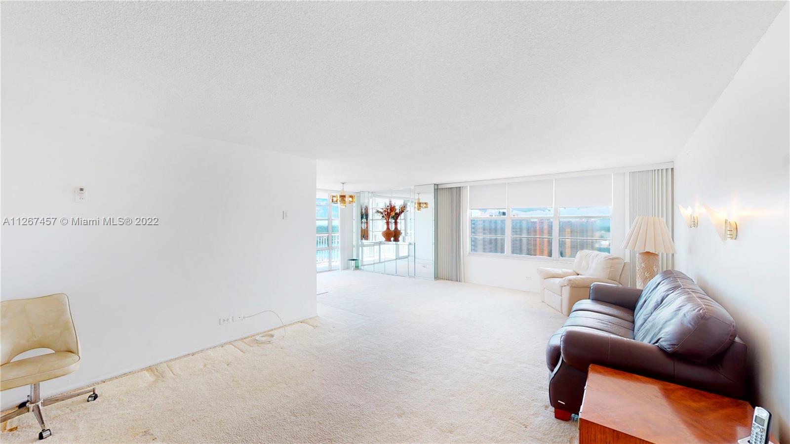 WINSTON TOWERS 400 CONDO - Residential