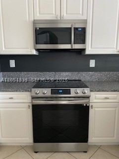 SILVER LAKES PHASE III - Residential Lease