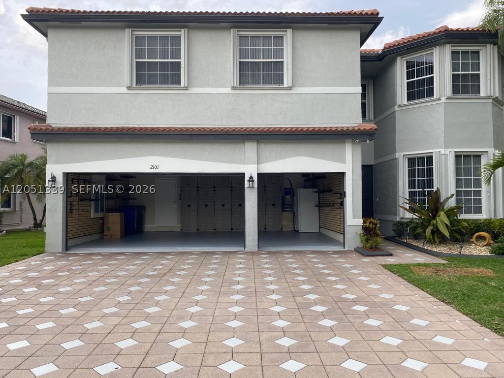 SILVER LAKES PHASE III - Residential Lease