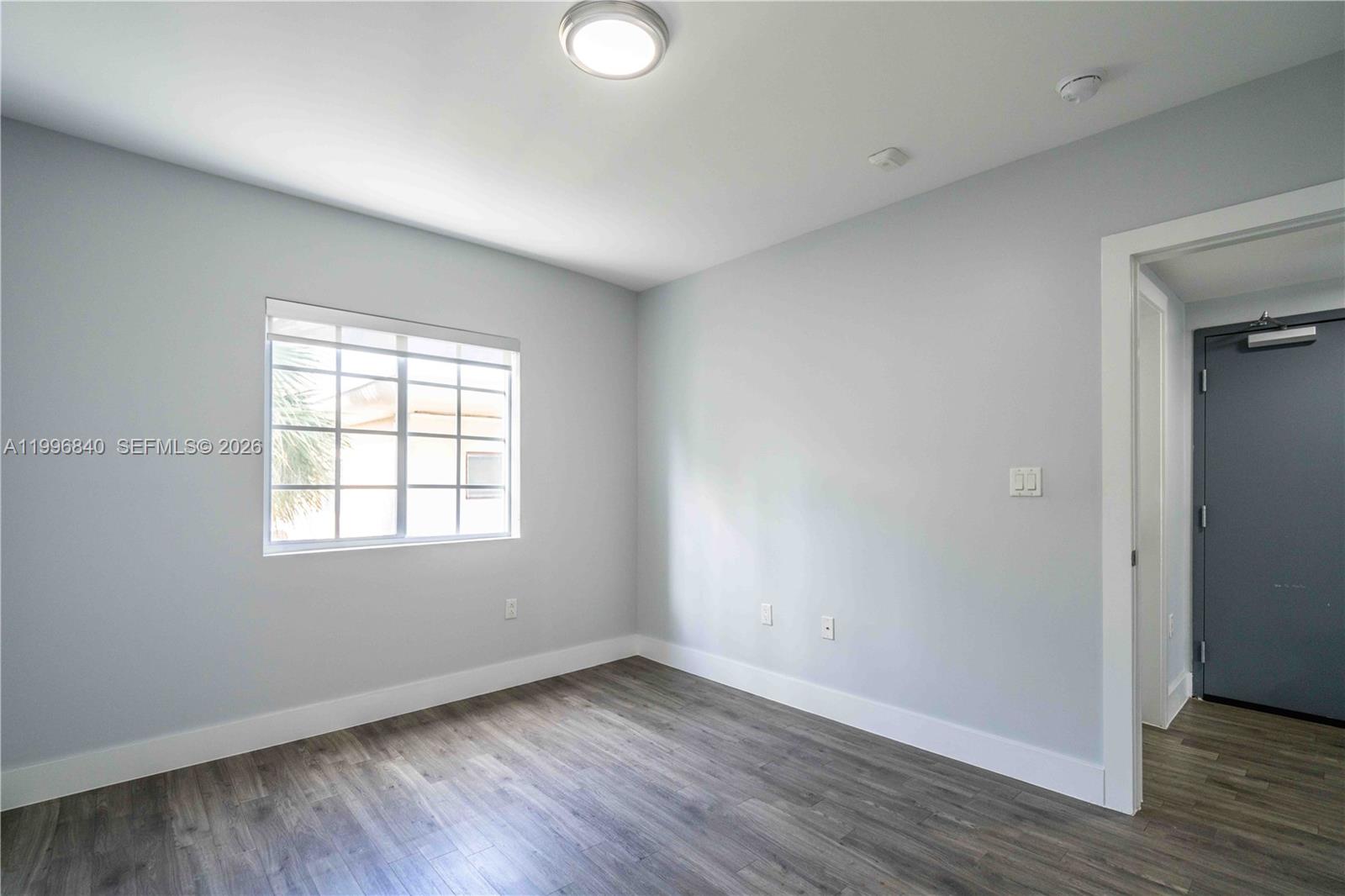 BEACH BAY SUB - Residential Lease