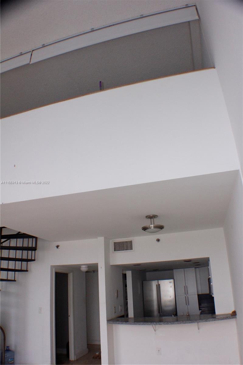 VENETIA CONDO - Residential Lease