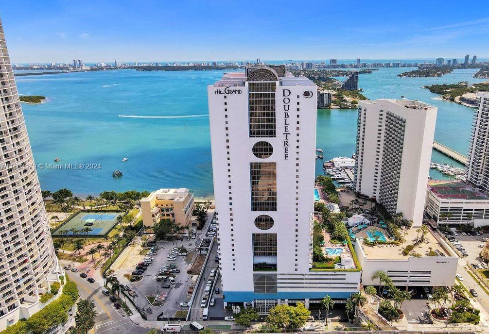 THE GRAND CONDO - Residential Lease