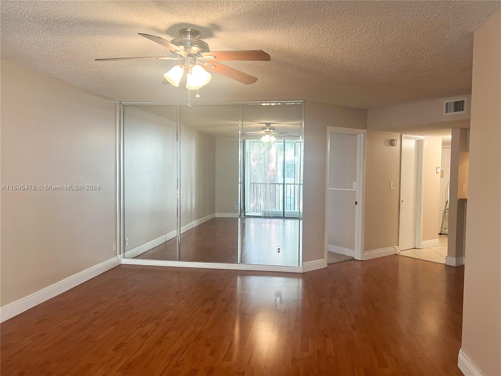 PLANTATION RACQUET CLUB - Residential Lease