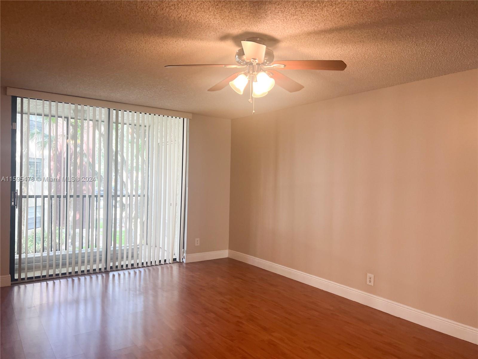 PLANTATION RACQUET CLUB - Residential Lease