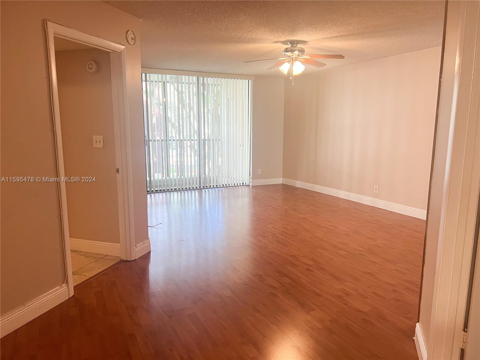 PLANTATION RACQUET CLUB - Residential Lease