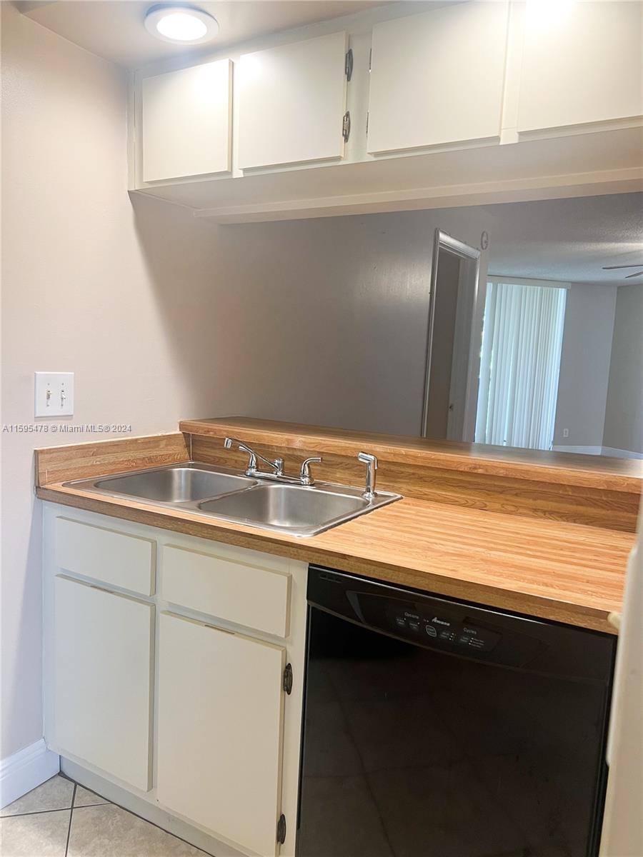 PLANTATION RACQUET CLUB - Residential Lease