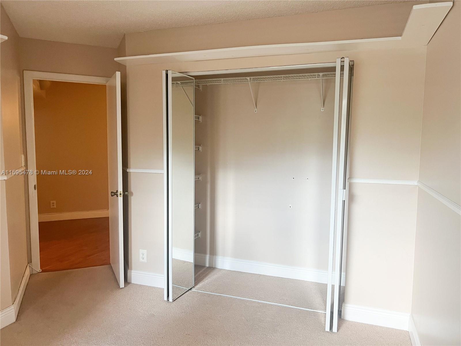 PLANTATION RACQUET CLUB - Residential Lease