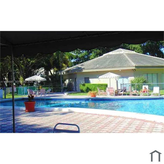 CYPRESS CHASE CONDO NO 1 - Residential