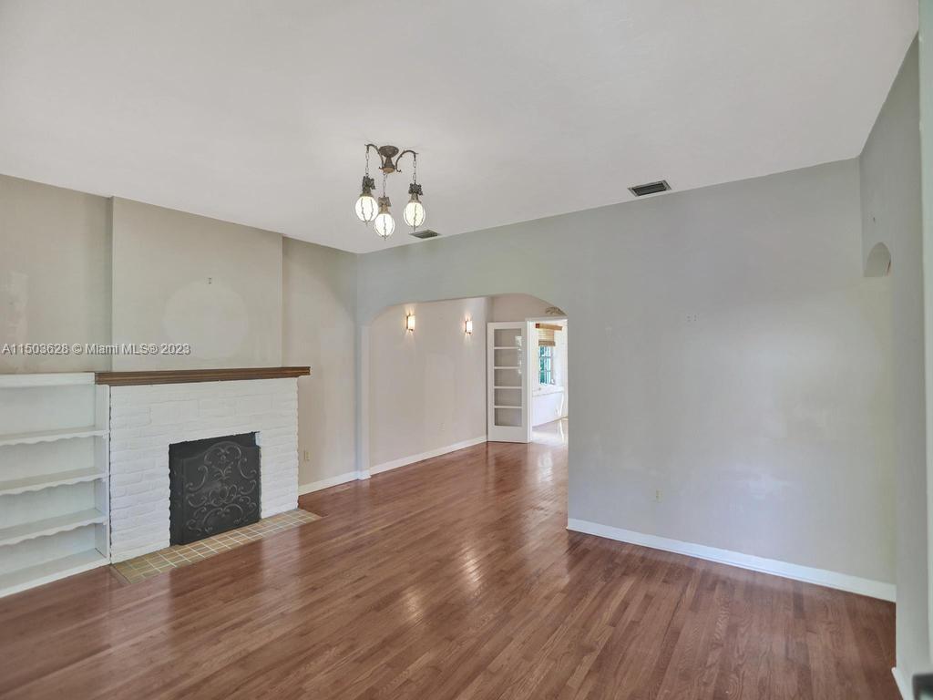 HIGH PINES REV PLAT OF 2N - Residential