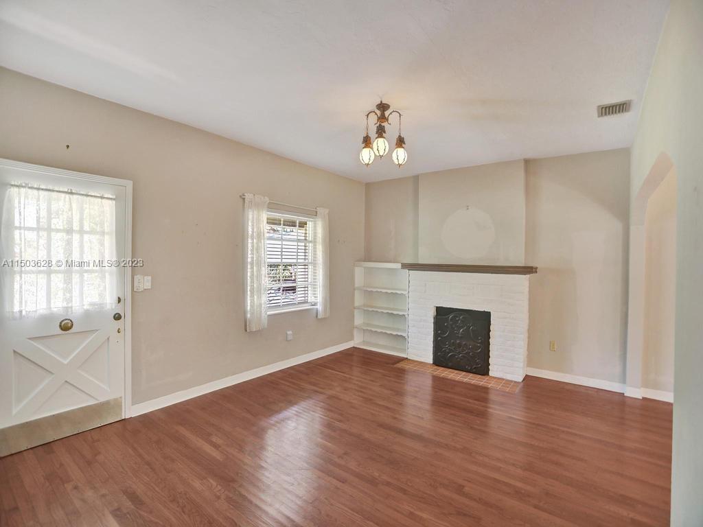 HIGH PINES REV PLAT OF 2N - Residential