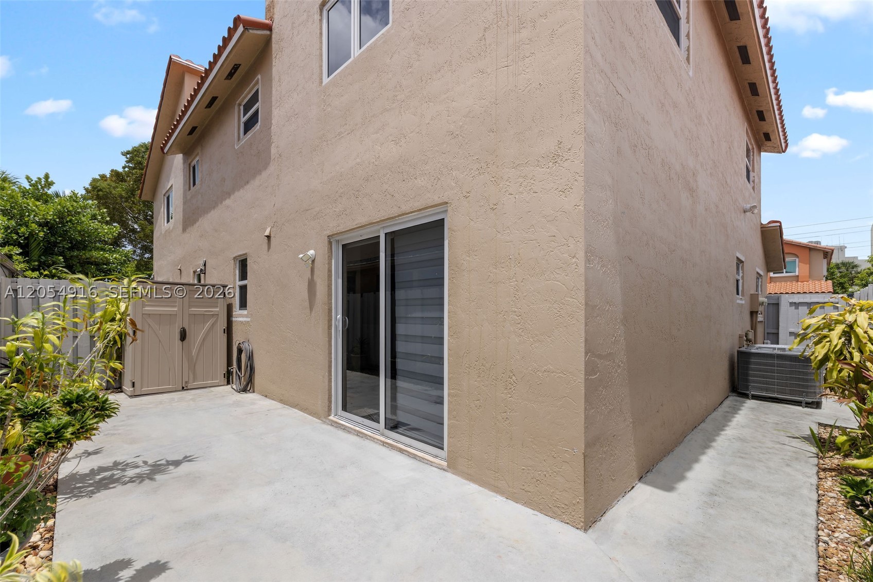 WEST PALM GARDENS VILLAS - Residential