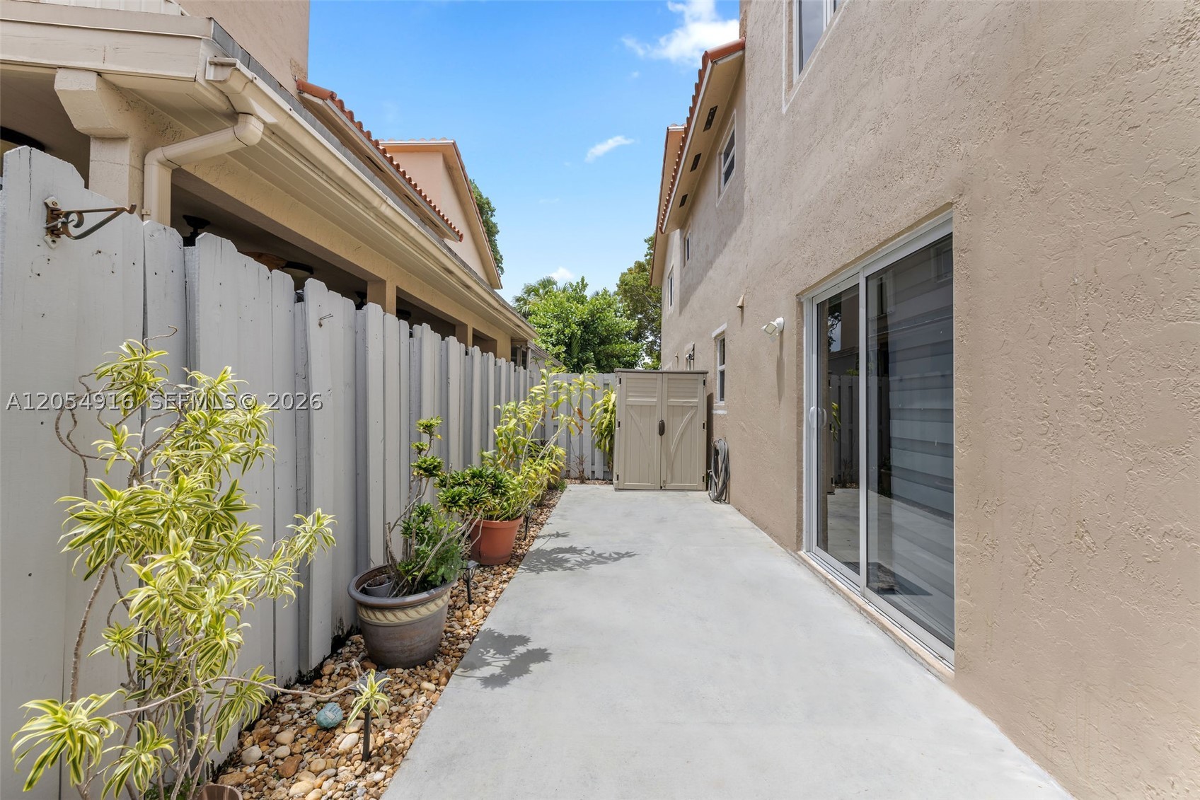 WEST PALM GARDENS VILLAS - Residential