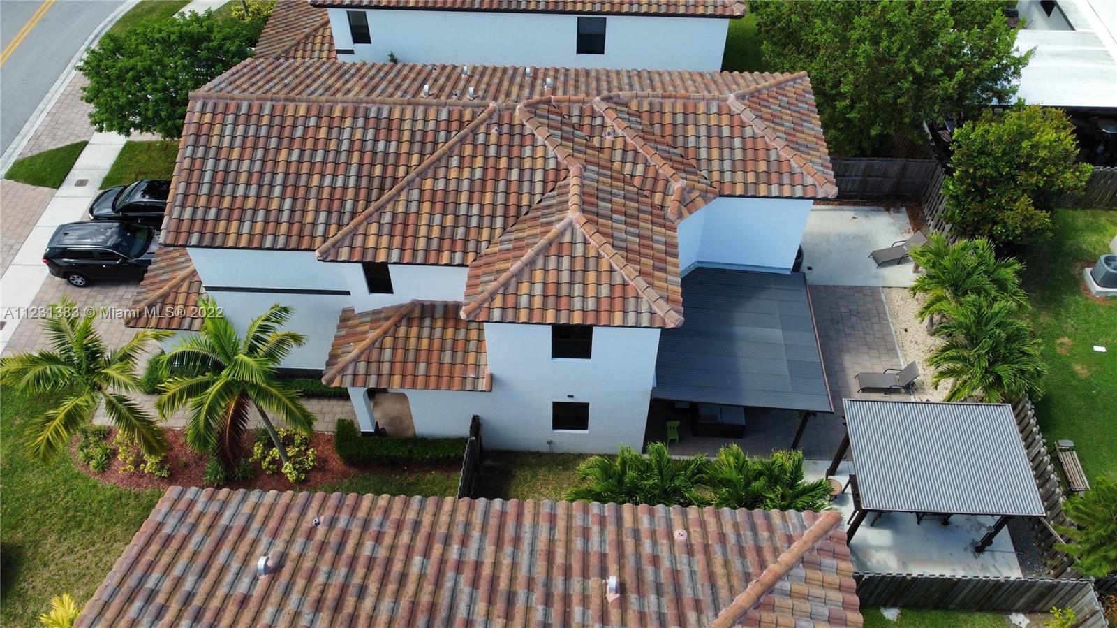 COCO PALM ESTATES - Residential