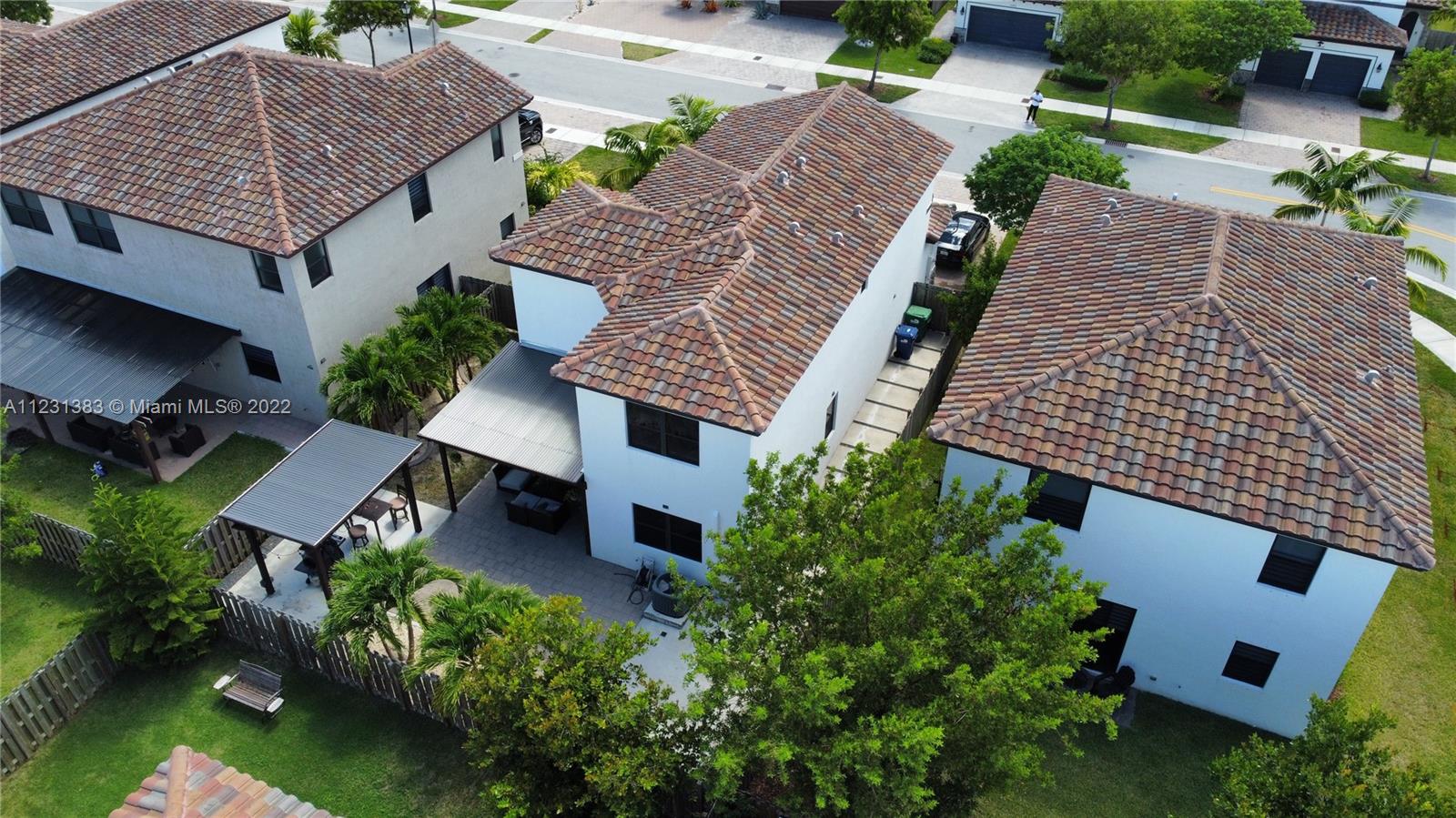 COCO PALM ESTATES - Residential