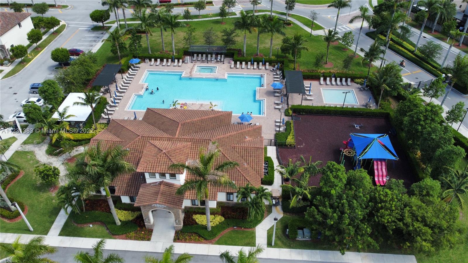COCO PALM ESTATES - Residential