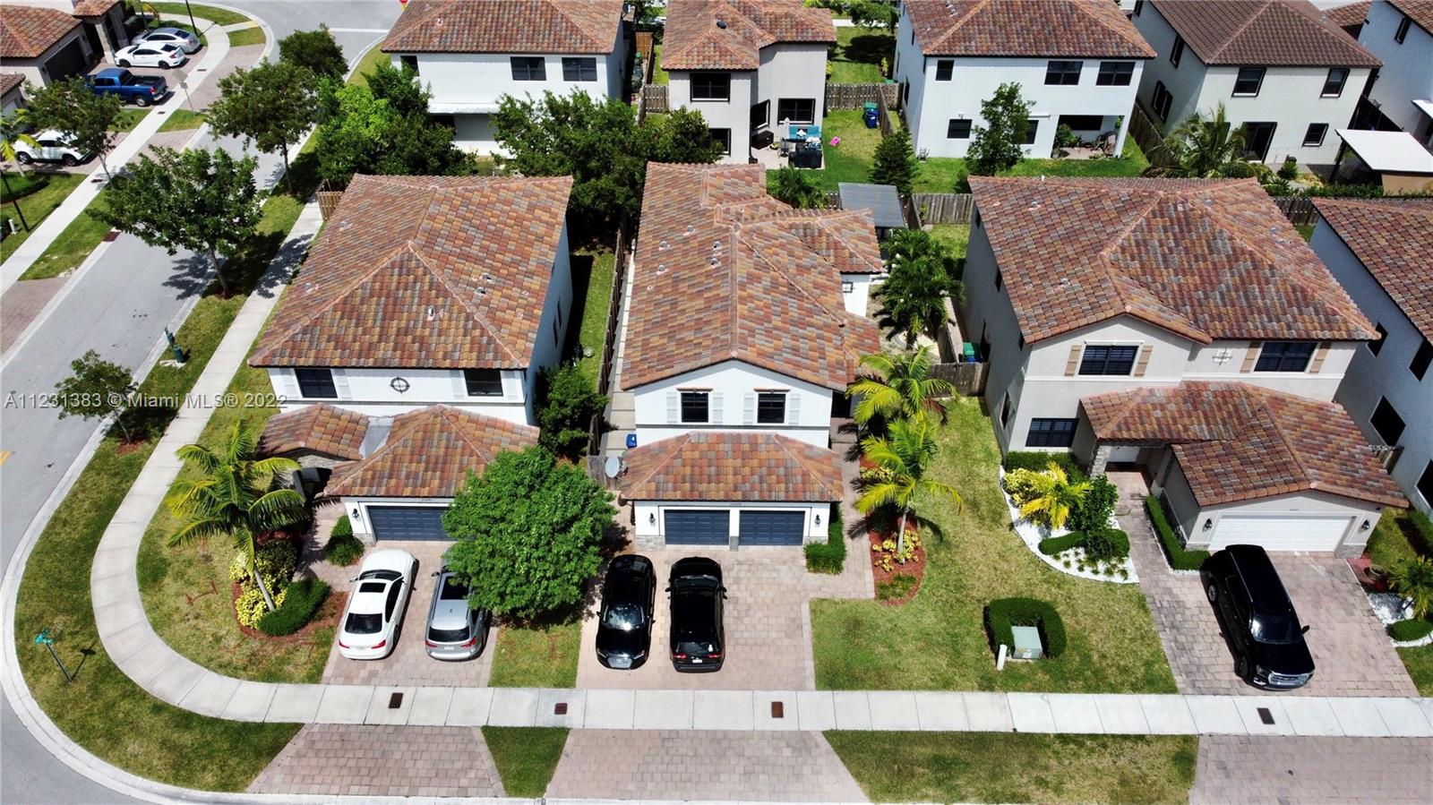 COCO PALM ESTATES - Residential