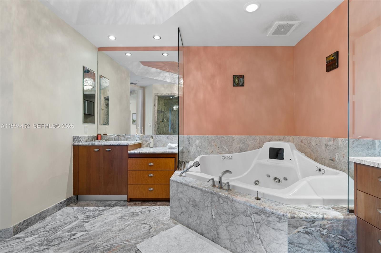 TURNBERRY OCEAN COLONY SO - Residential Lease