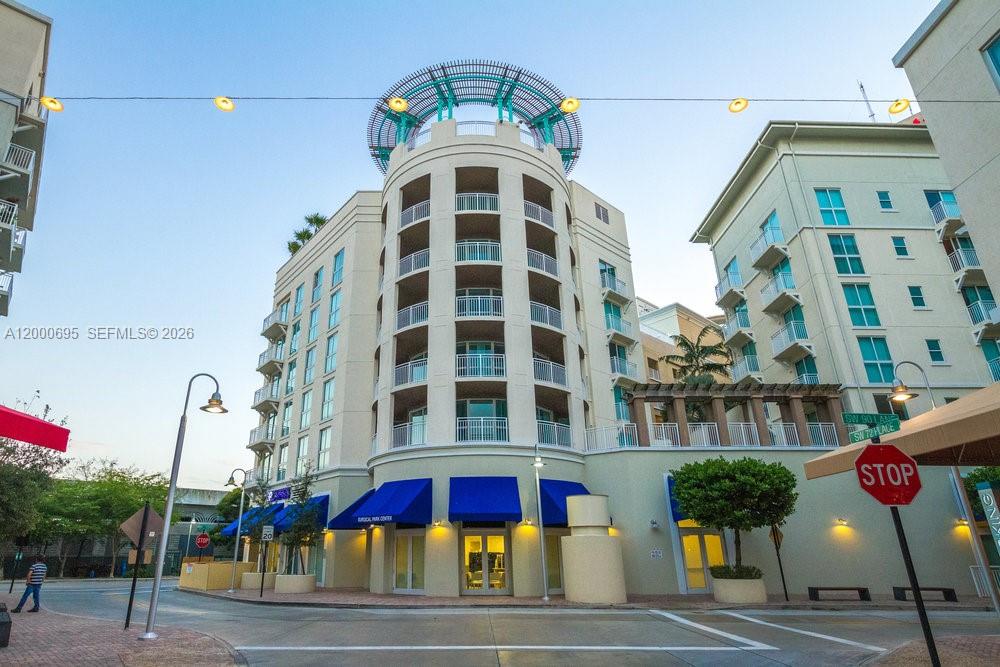 DOWNTOWN DADELAND CONDO N - Residential Lease
