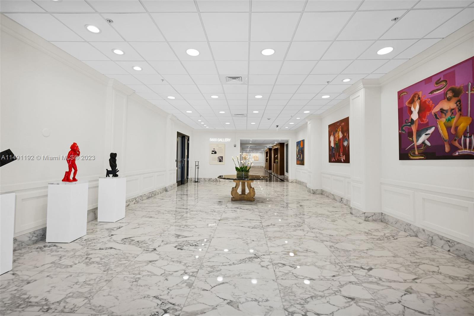 5600 CONDO - Residential