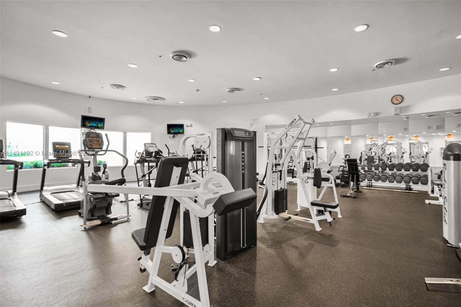 5600 CONDO - Residential
