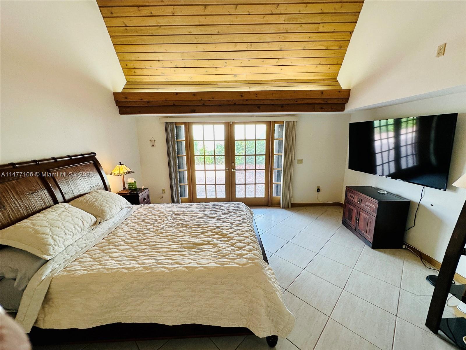 HIDDEN OAKS - Residential Lease