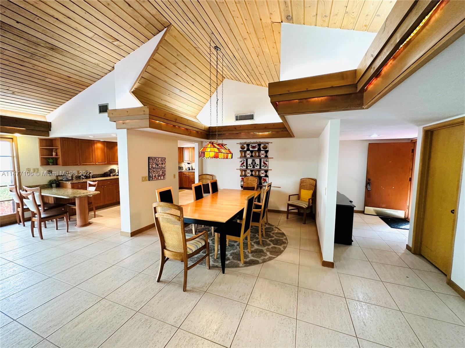 HIDDEN OAKS - Residential Lease