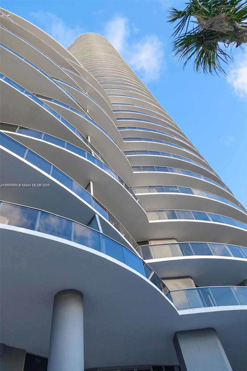 ARIA ON THE BAY CONDO - Residential Lease