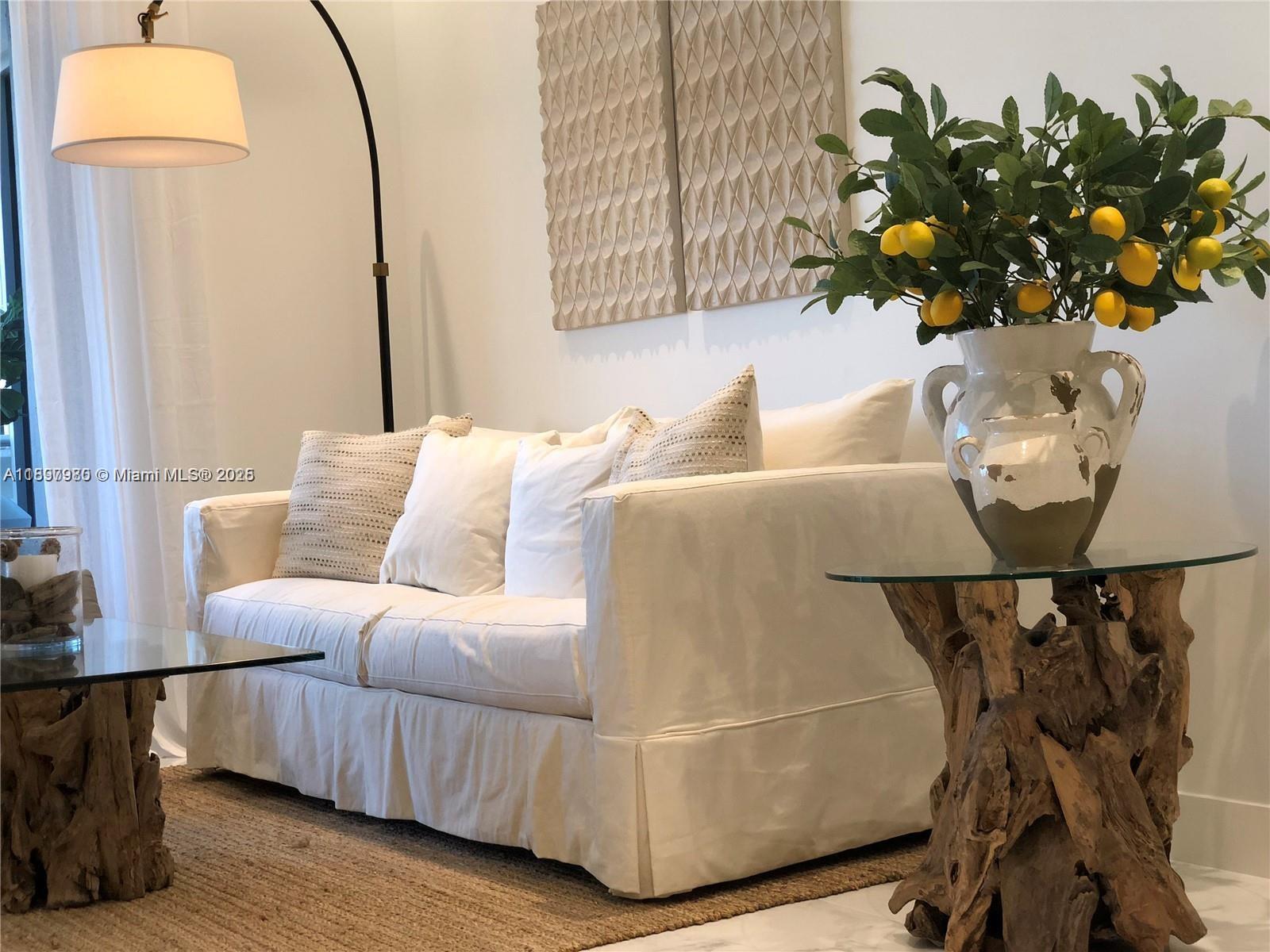 ARIA ON THE BAY CONDO - Residential Lease