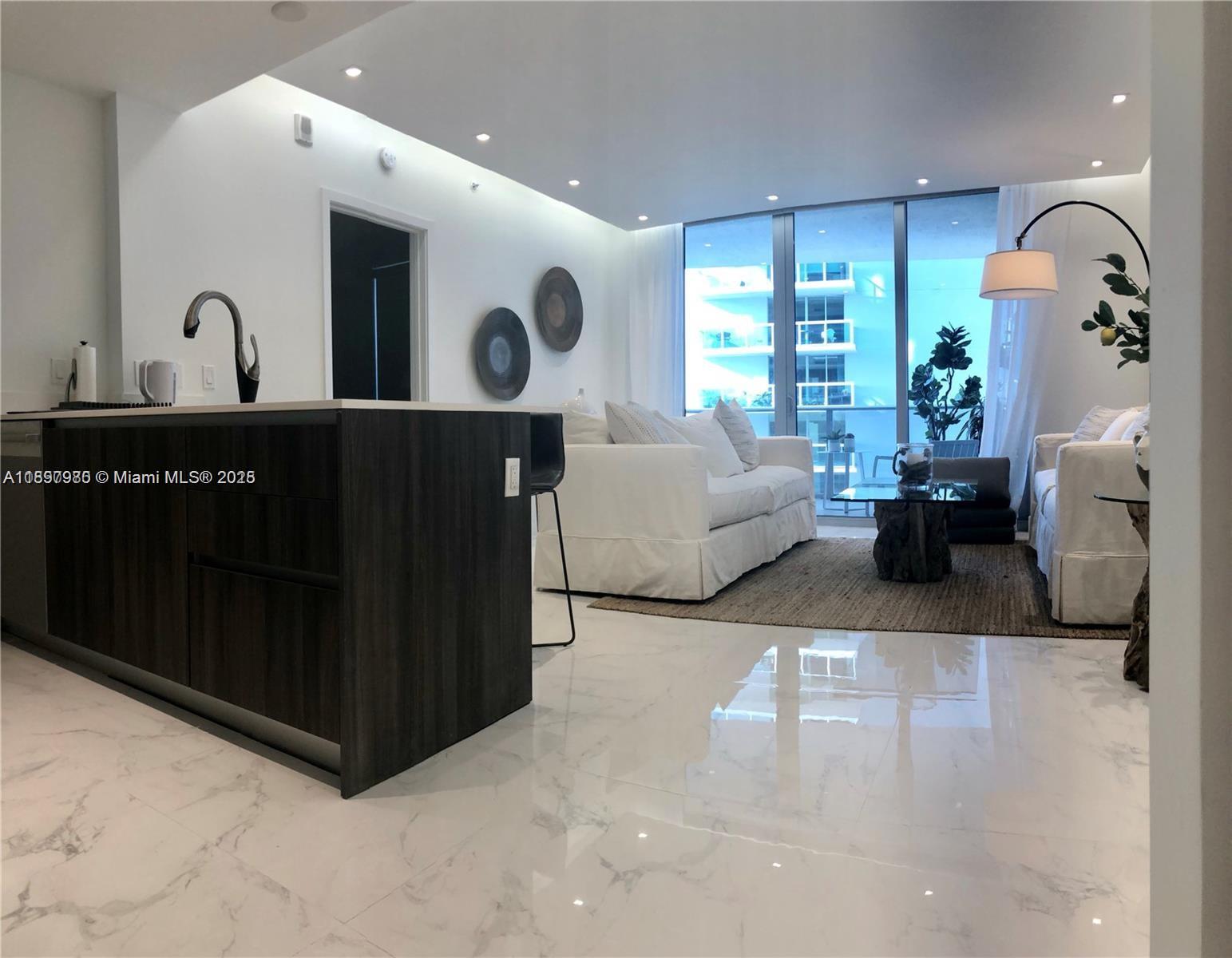ARIA ON THE BAY CONDO - Residential Lease