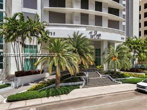 THE PLAZA 851 BRICKELL CO - Residential Lease
