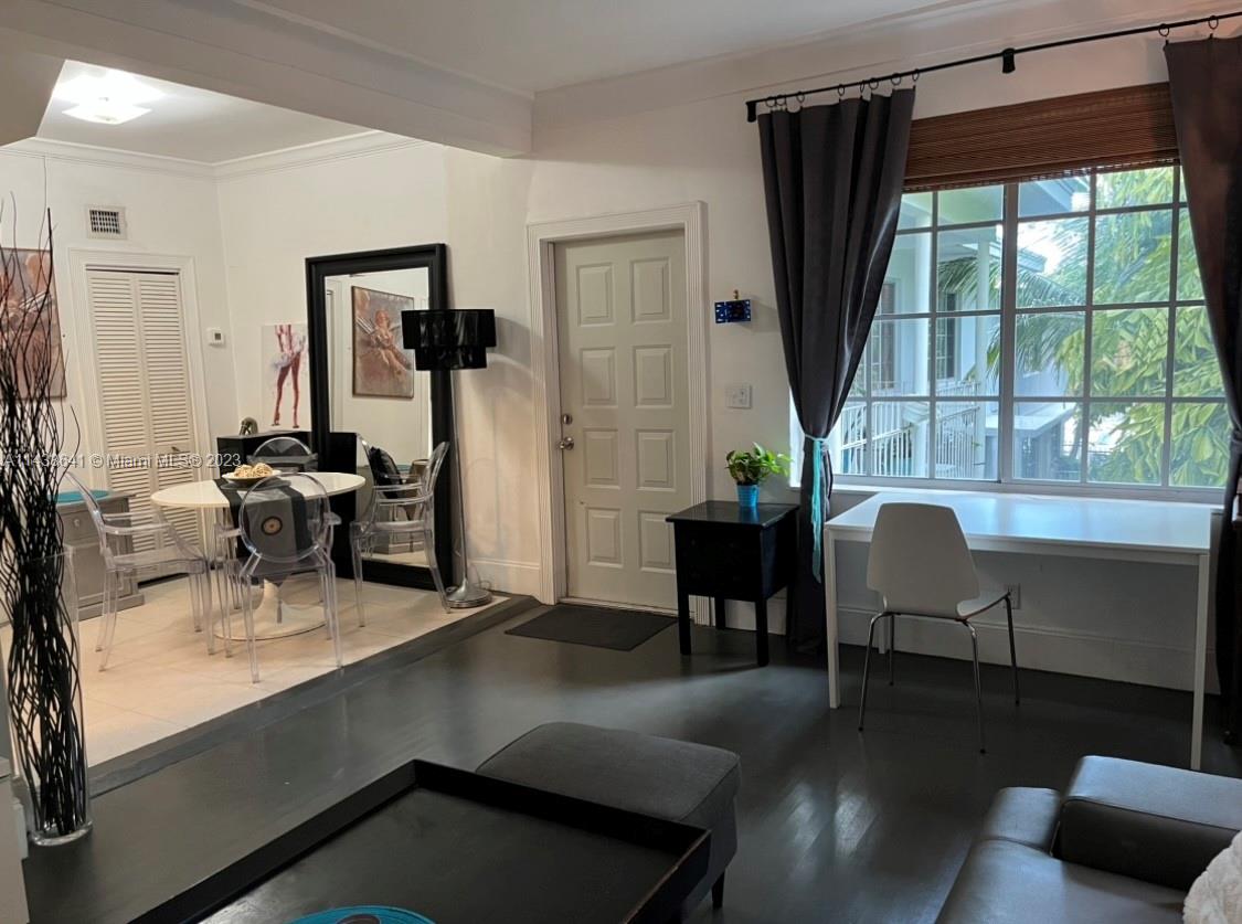 THE CASA BELLA CONDO ON S - Residential Lease
