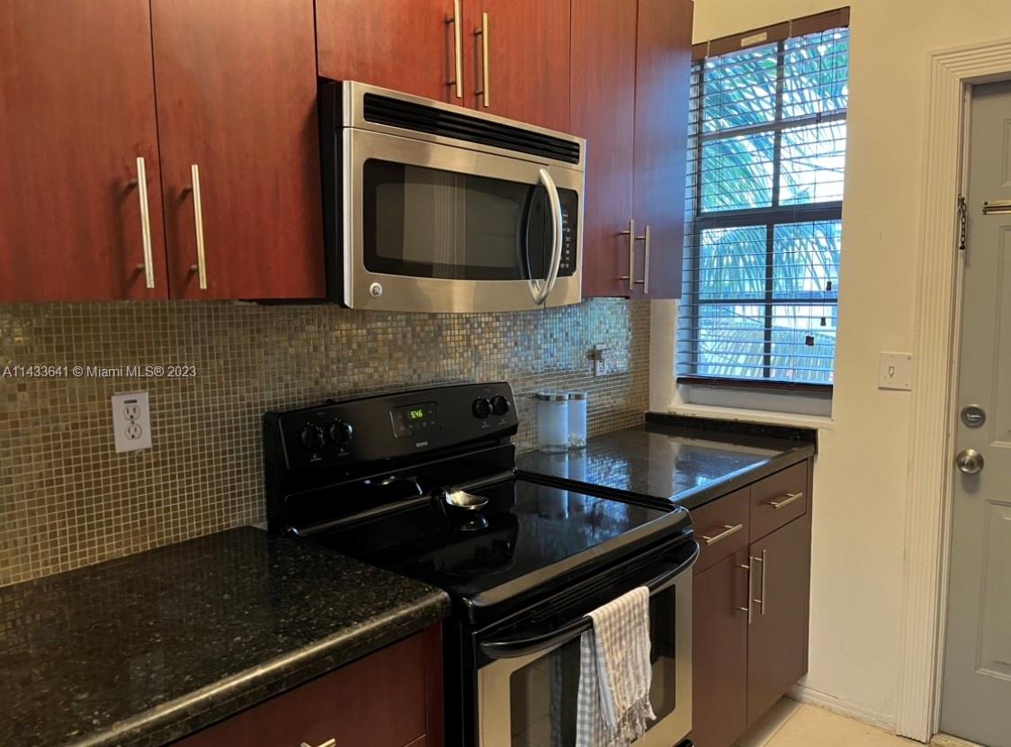THE CASA BELLA CONDO ON S - Residential Lease