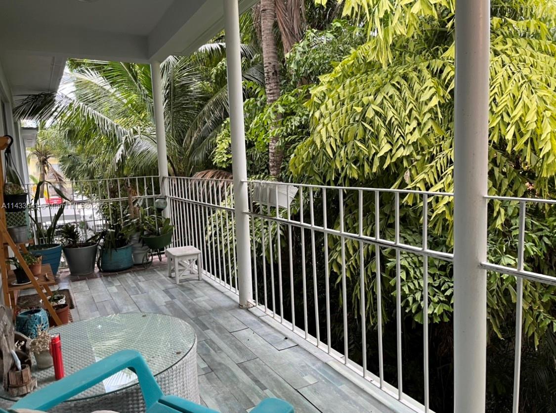 THE CASA BELLA CONDO ON S - Residential Lease