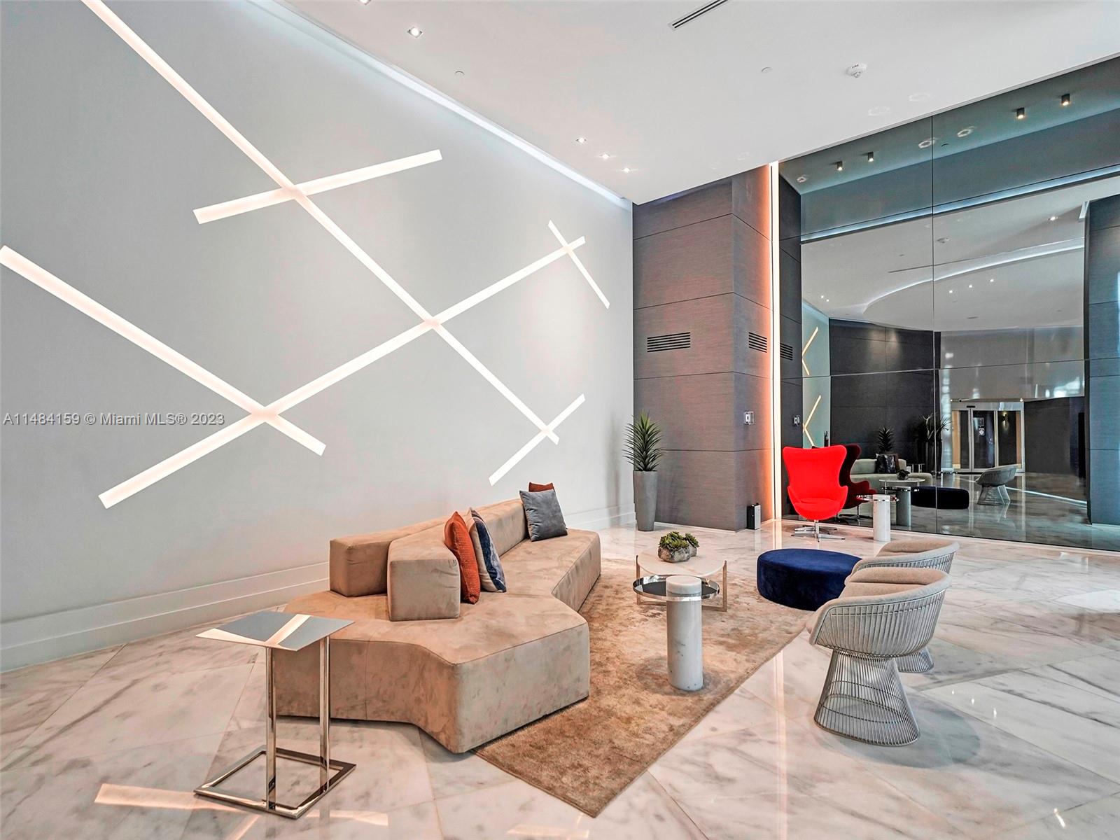 PARC CENTRAL AVENTURA EAS - Residential Lease
