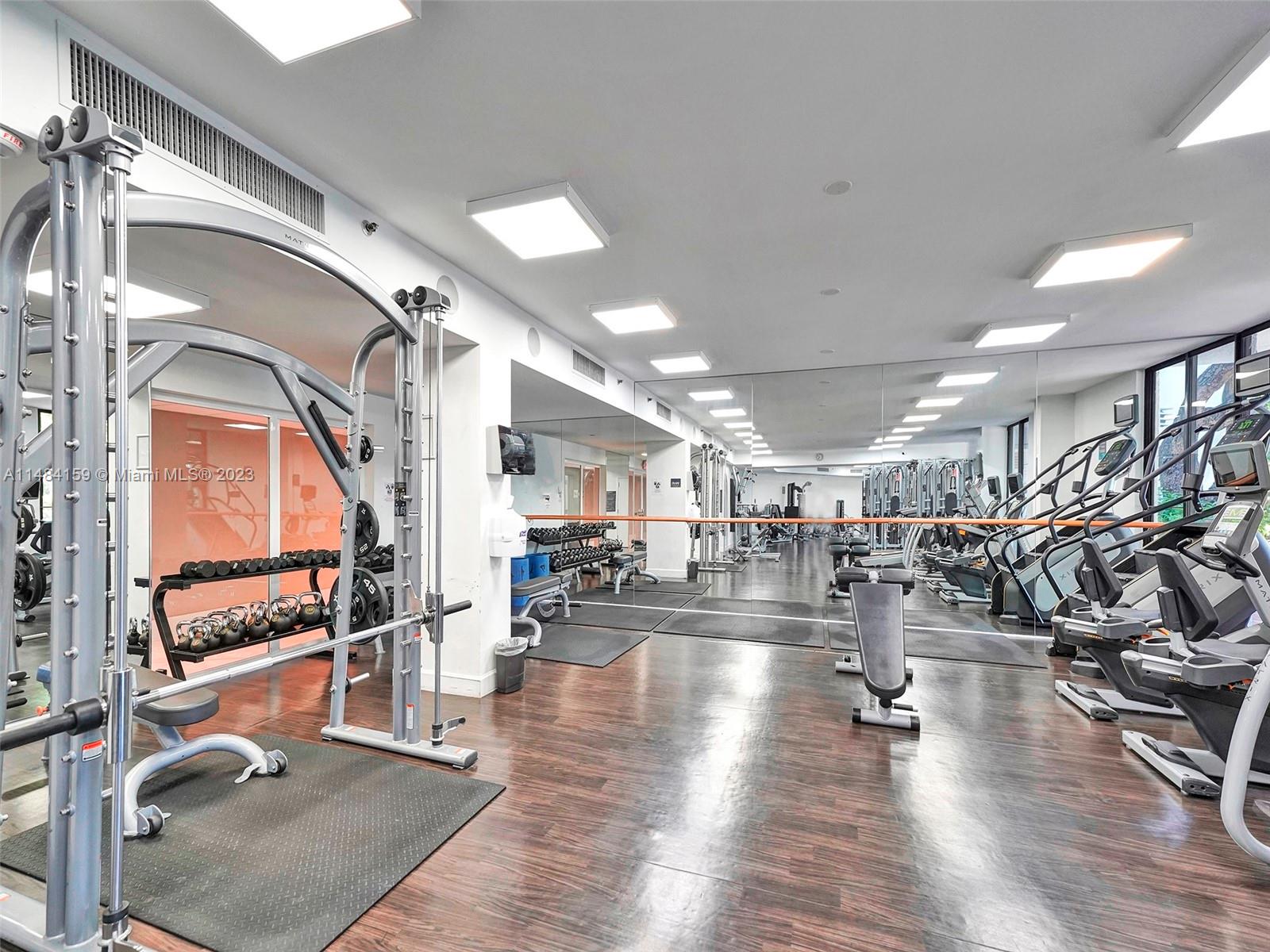 PARC CENTRAL AVENTURA EAS - Residential Lease