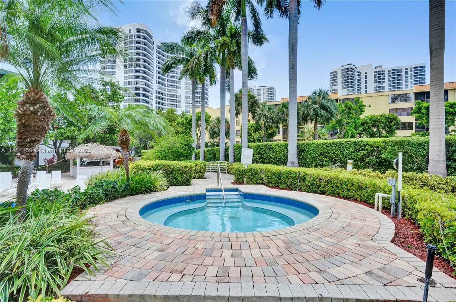 PARC CENTRAL AVENTURA EAS - Residential Lease