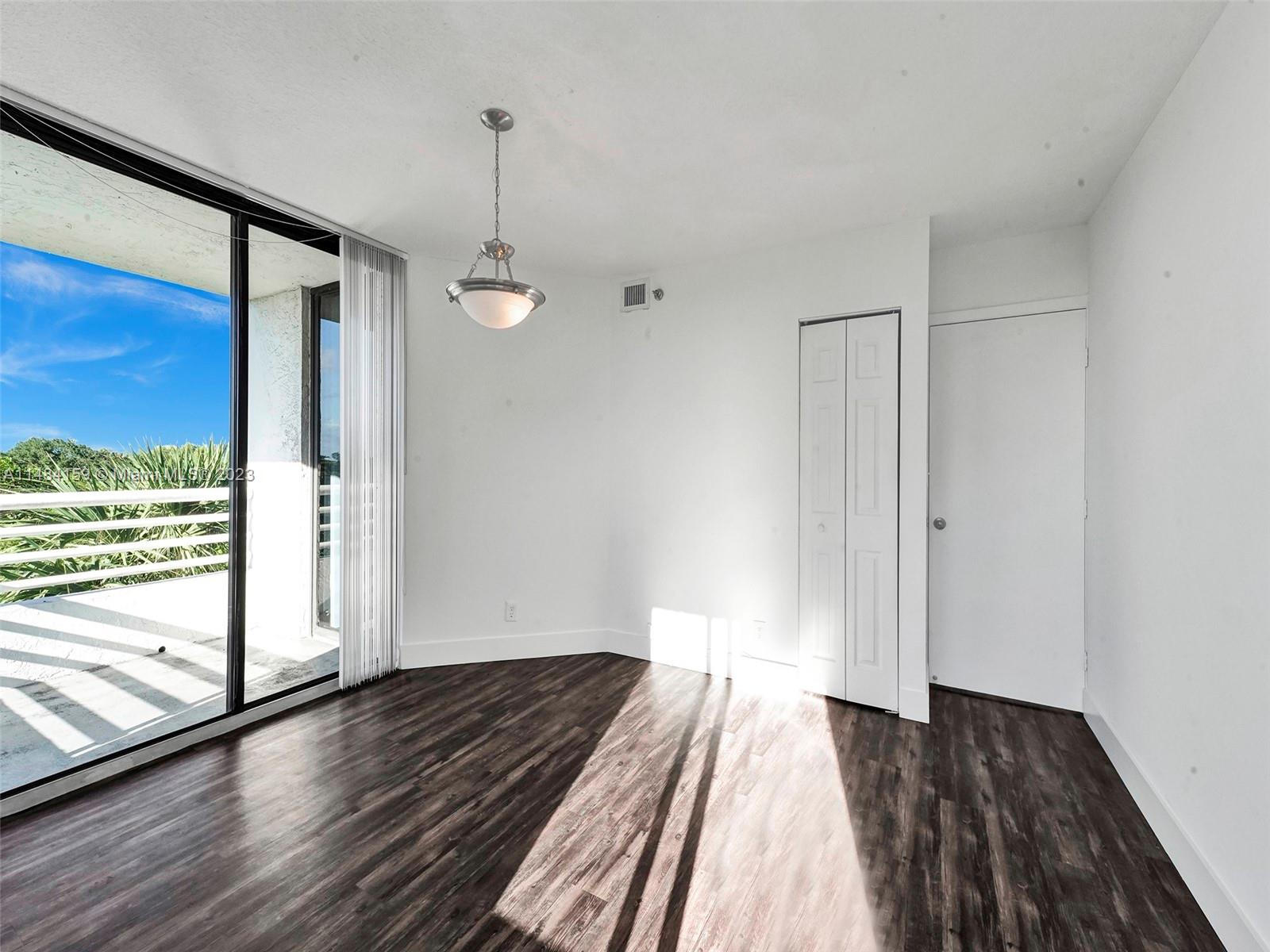 PARC CENTRAL AVENTURA EAS - Residential Lease