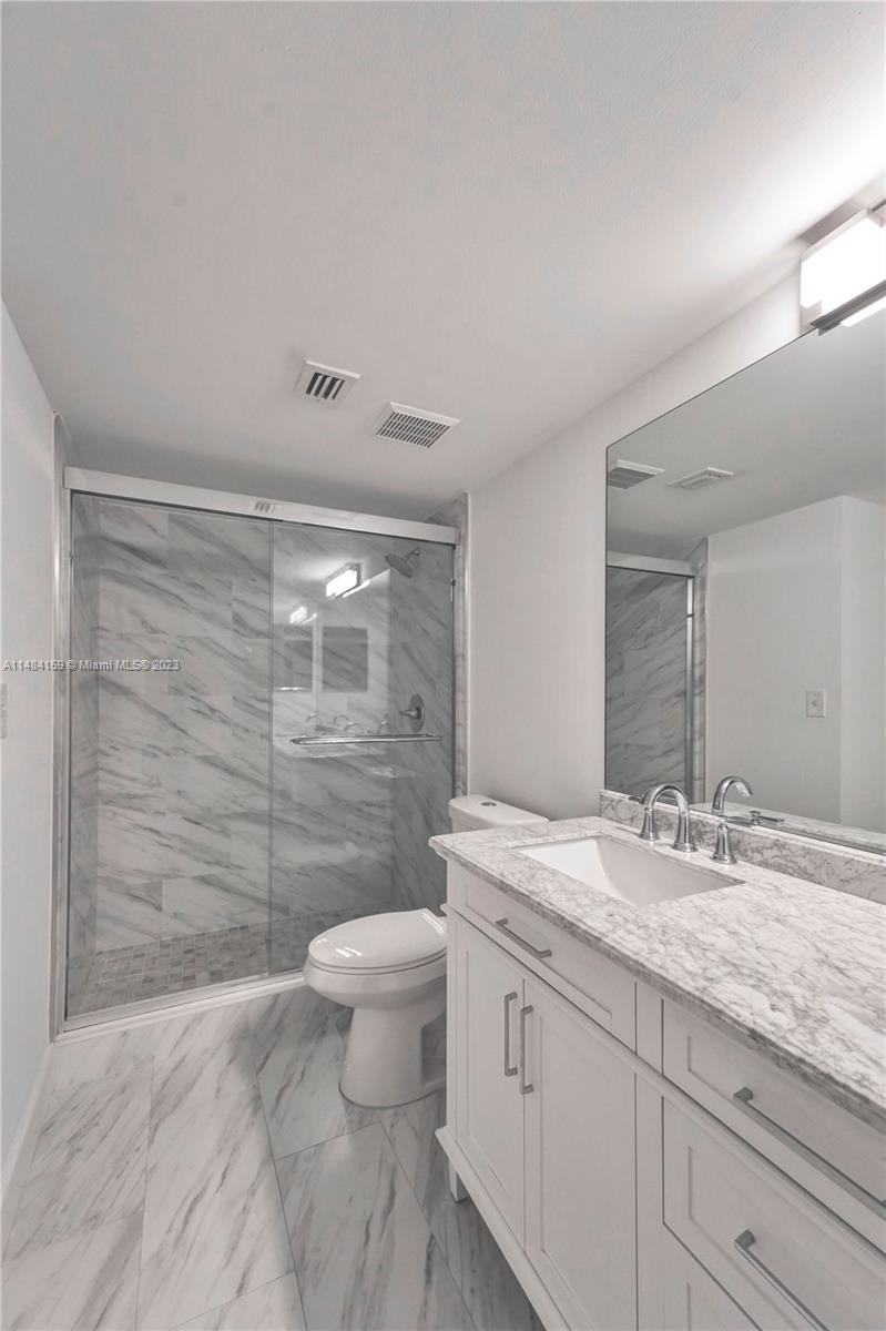 PARC CENTRAL AVENTURA EAS - Residential Lease