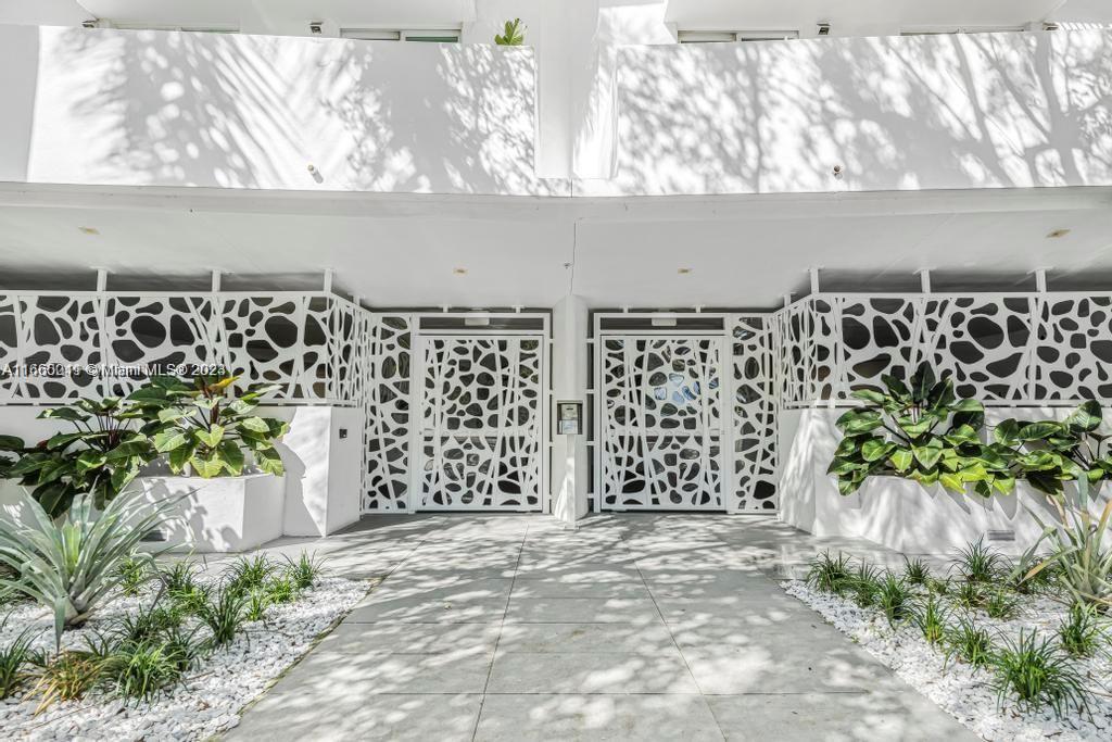 Rare find in South Beach and priced to rent immediately! Boutique Loft Style duplex residence at the Alliage residences on west ave. This spacious 2 Bed Unit offers dark wood floors through out, large living area and plenty of closet space in the master bed. Location, location, location! Minutes from Lincoln road and all local restaurants. Unit comes with private parking space and access to Roof top pool with views of the city. Available starting November 1 as tenant vacates the unit.