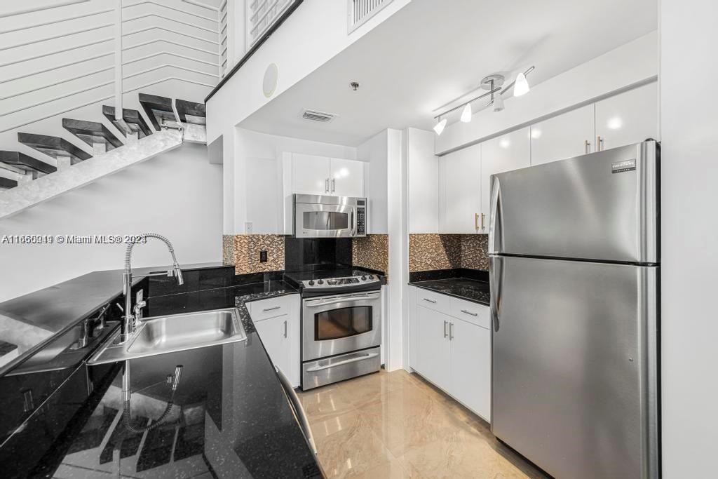THE ALLIAGE CONDO - Residential Lease