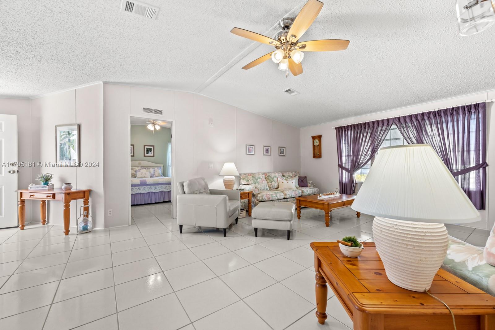 GATEWAY WEST CONDO - Residential